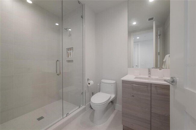 Building Photo - 2103 Bayshore Blvd