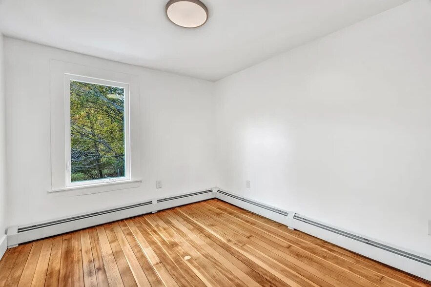 Building Photo - 151 South St