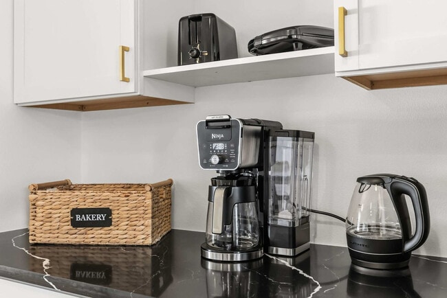 Building Photo - 1040 Hali Ridge Ct