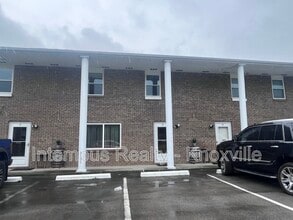 Building Photo - 405 Iroquois Ln