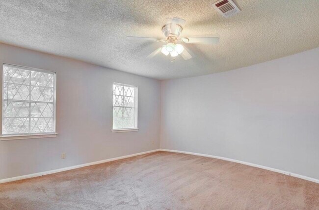 Building Photo - 10254 Hammerly Blvd