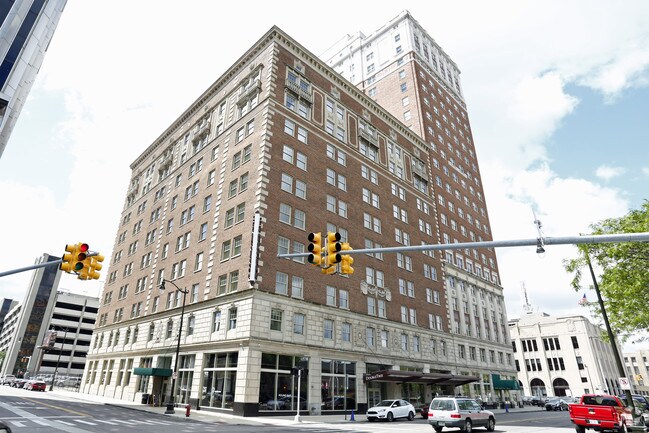 FORT SHELBY Detroit, MI Apartment Finder