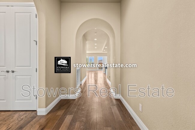 Building Photo - 1642 Pinot Pl