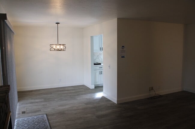 Building Photo - Beautiful 3 Bed, 2 Bath Single Story in Great Livermore Location