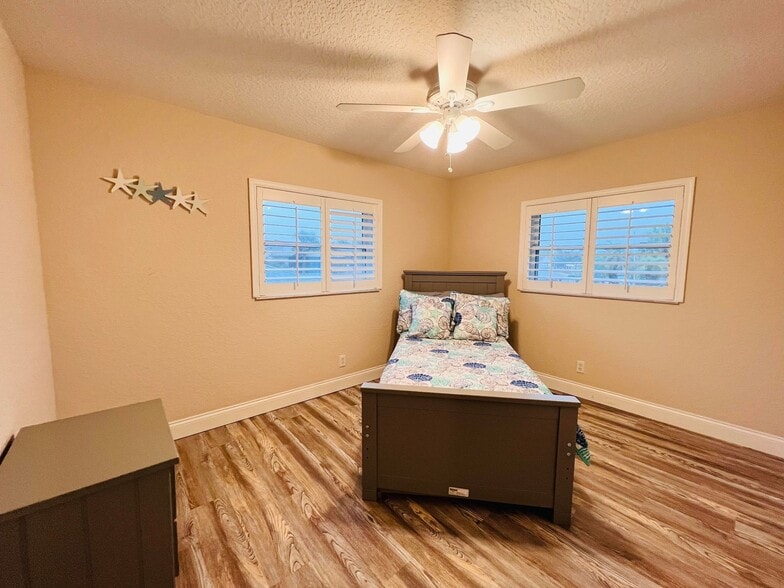 Building Photo - 19 Clarendon Ct S