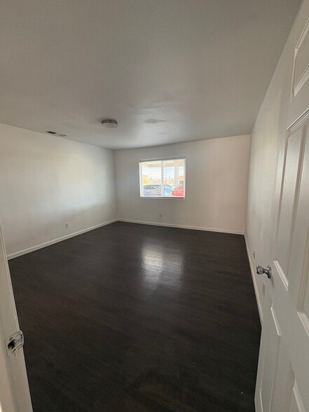 Master Bedroom - 73538 Sun Valley Dr