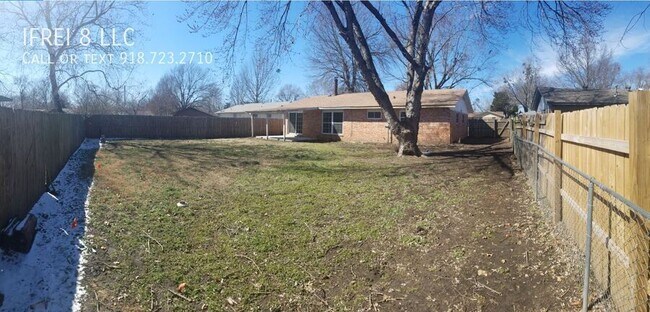 Building Photo - 16416 E 1st Pl