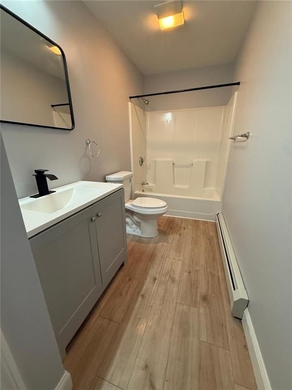 Building Photo - 61 Esten Ave