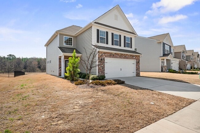 Building Photo - Stunning home in desirable Chateau community