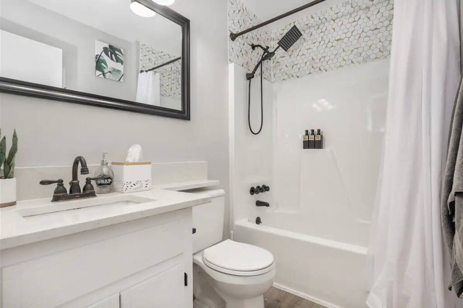 Building Photo - 2001 N 61st Ave