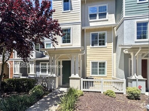 Building Photo - 3004 Maritime Way