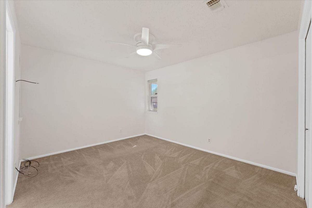 Building Photo - 3229 Oak Timber Dr