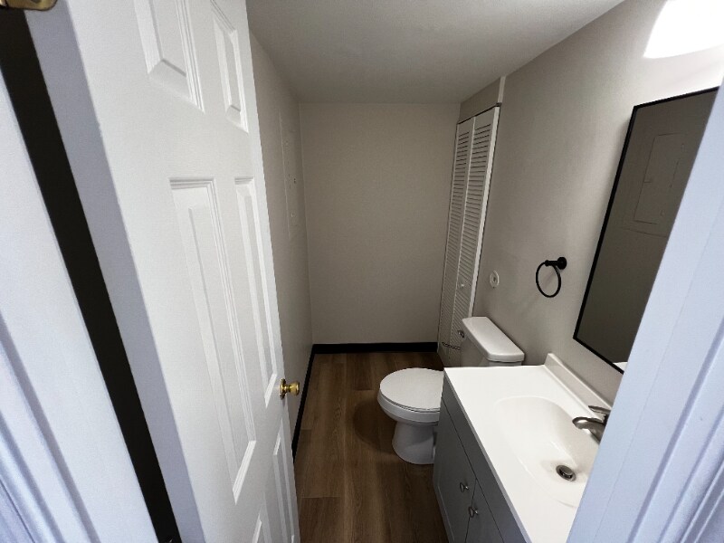 Building Photo - 167 Stonegate Dr