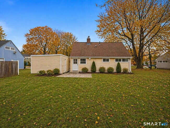 Building Photo - 69 Seaver Cir