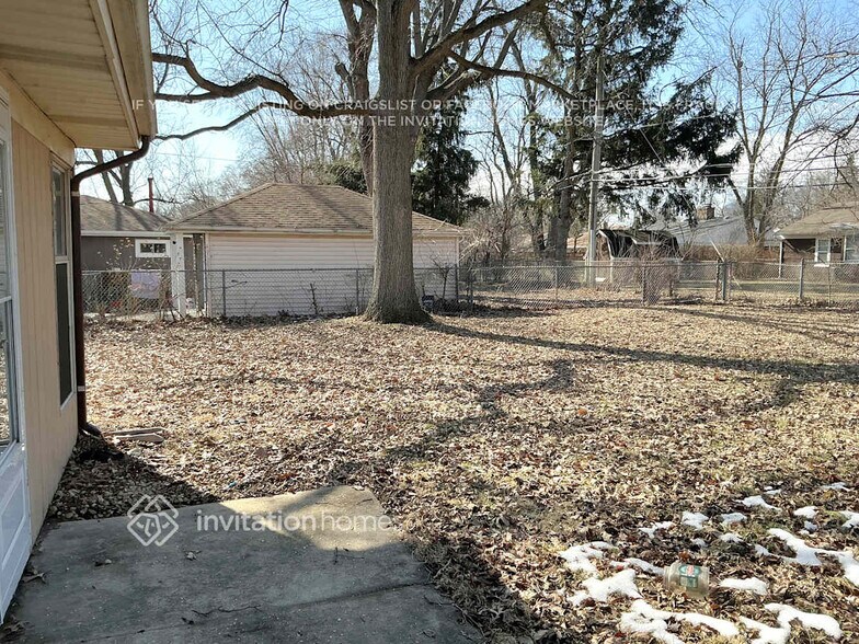 Building Photo - 316 Neola St