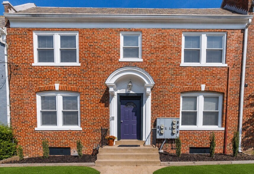 Building Photo - 1316 Adams St NE