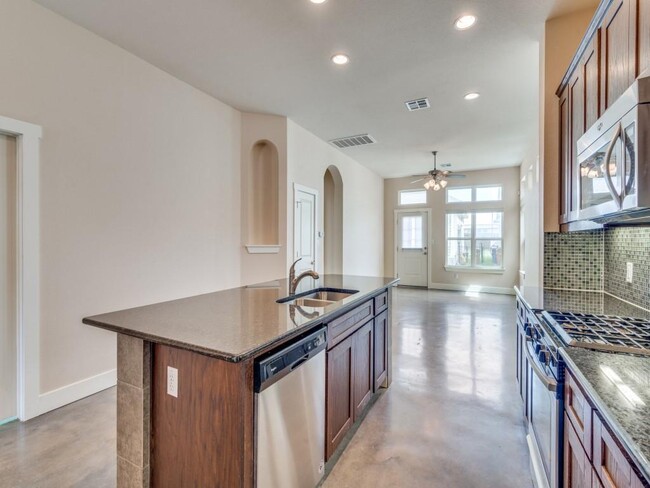 Building Photo - 12205 Barras Branch Dr