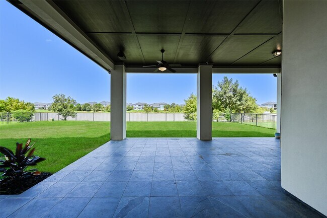 Building Photo - 27810 Burnett Hills Ln