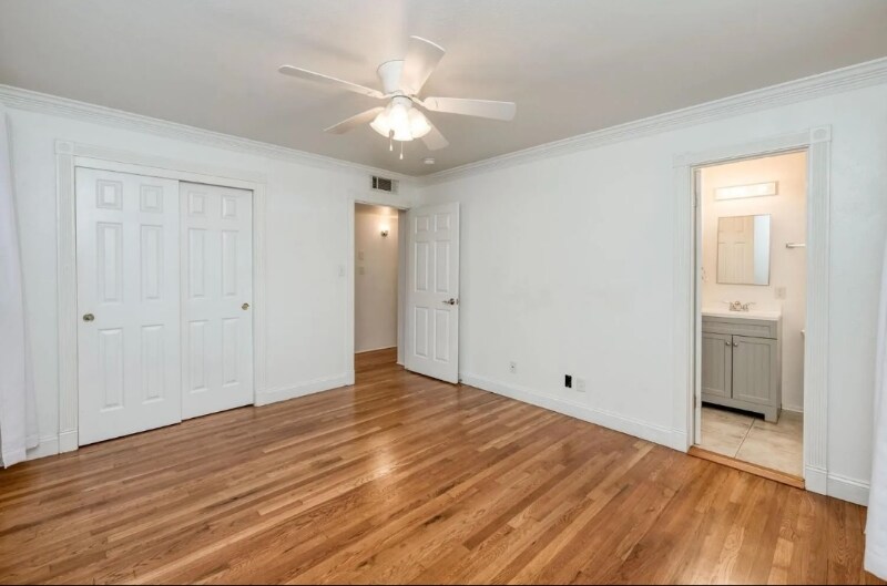 Building Photo - 5641 E Austin Way