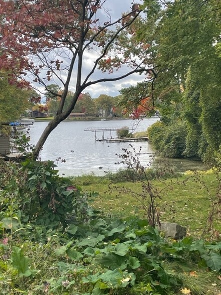 Building Photo - 3400 S Main St