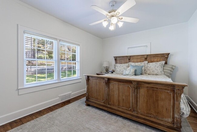 Building Photo - 65 Spruell Springs Rd