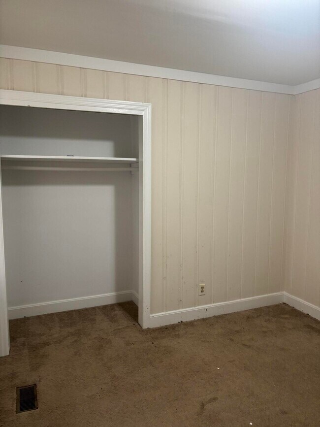 Building Photo - 232 Pinckney St