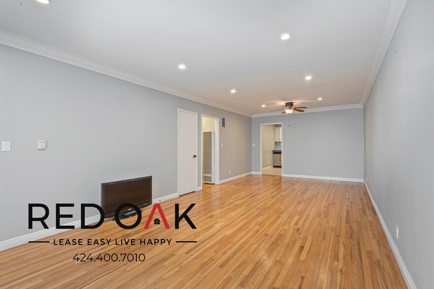 Building Photo - 436 S Oakhurst Dr