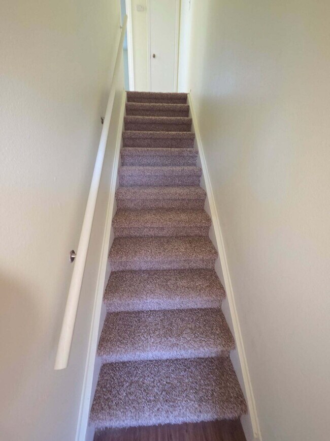 Building Photo - Aurora - 2 Bedroom, 2 Bathroom Duplex (13NE)