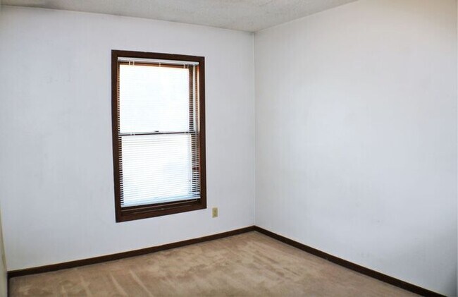 Building Photo - $1,195 | 2 Bedroom, 2 Bathroom Apartment | Dog Friendly* | Available for August 1st, 2026 Move In!