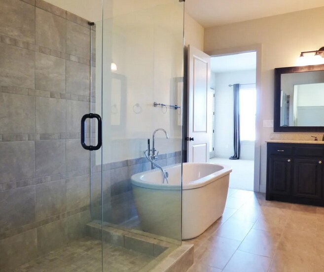 Building Photo - 555 Via Amalfi