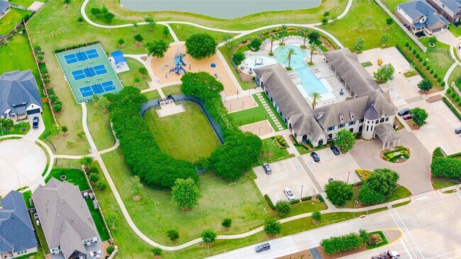 Building Photo - 20430 Avelignese Wy