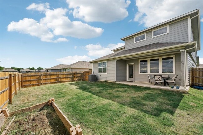 Building Photo - 406 Big Cypress Byu Rd