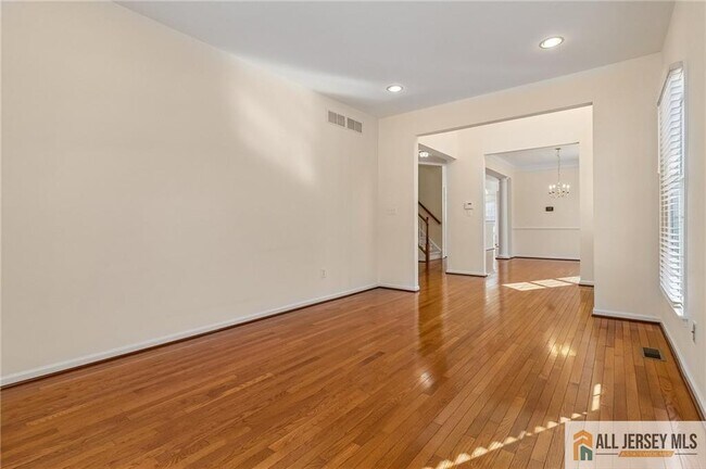 Building Photo - 14 Caleb Ln