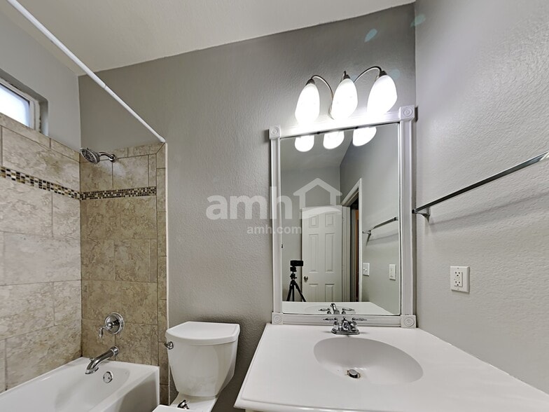 Building Photo - 4616 Keith Dr