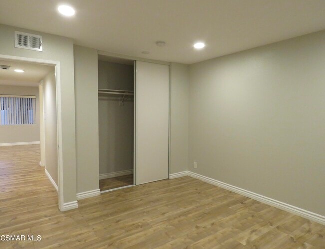 Building Photo - 18547 Collins St