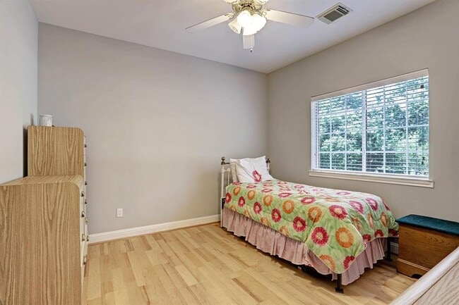 Building Photo - 19622 Emerald Ridge Ln