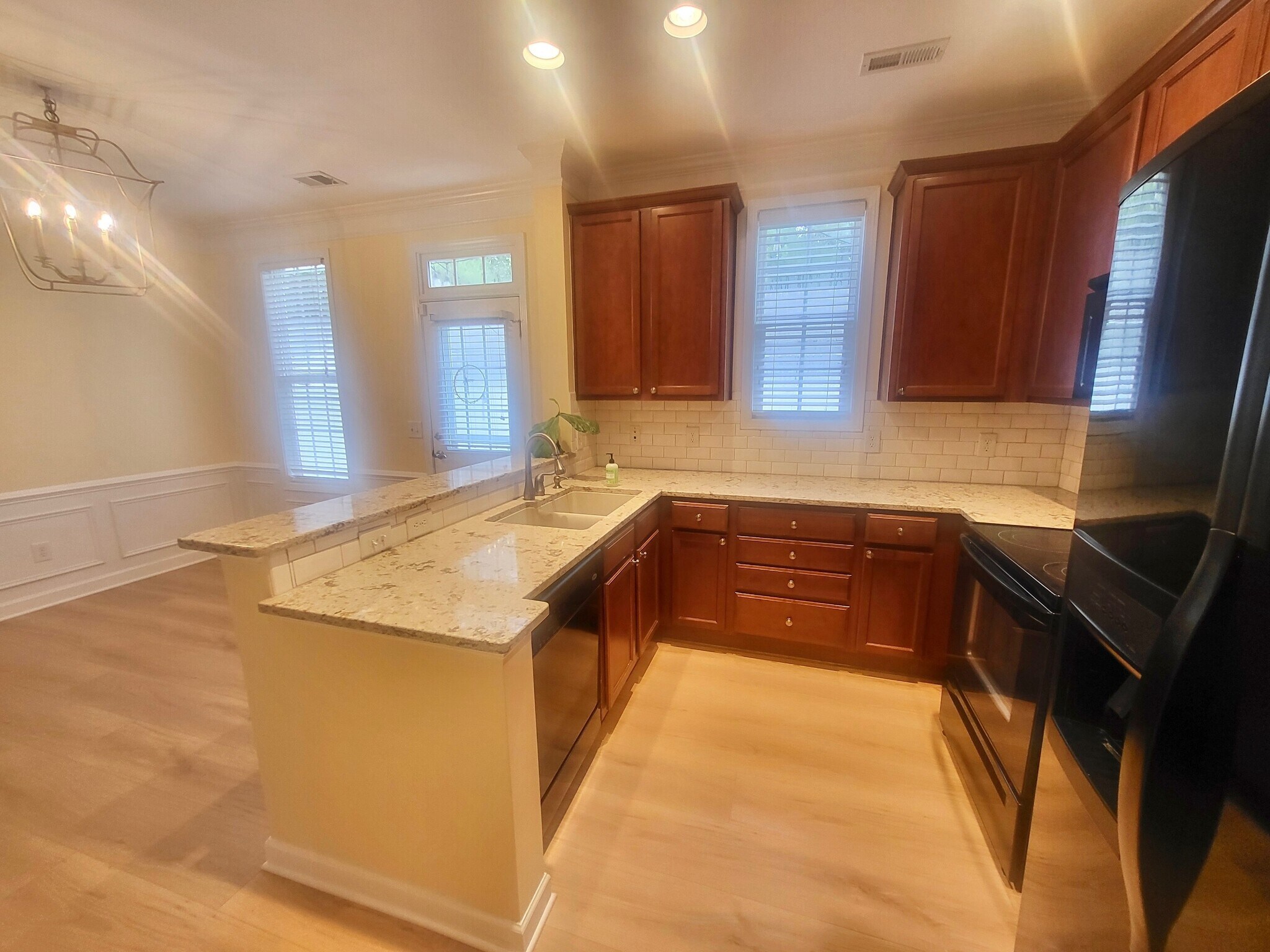 Building Photo - 9817 Longstone Ln