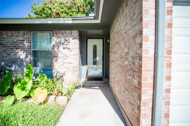 Building Photo - 740 Admiralty Way