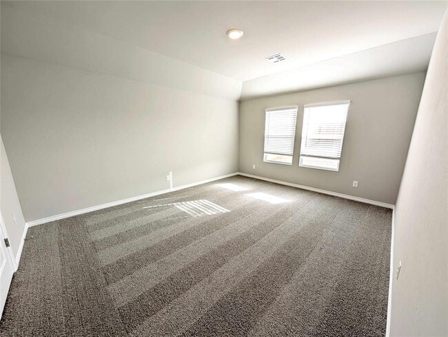 Building Photo - 2824 Firefly Dr