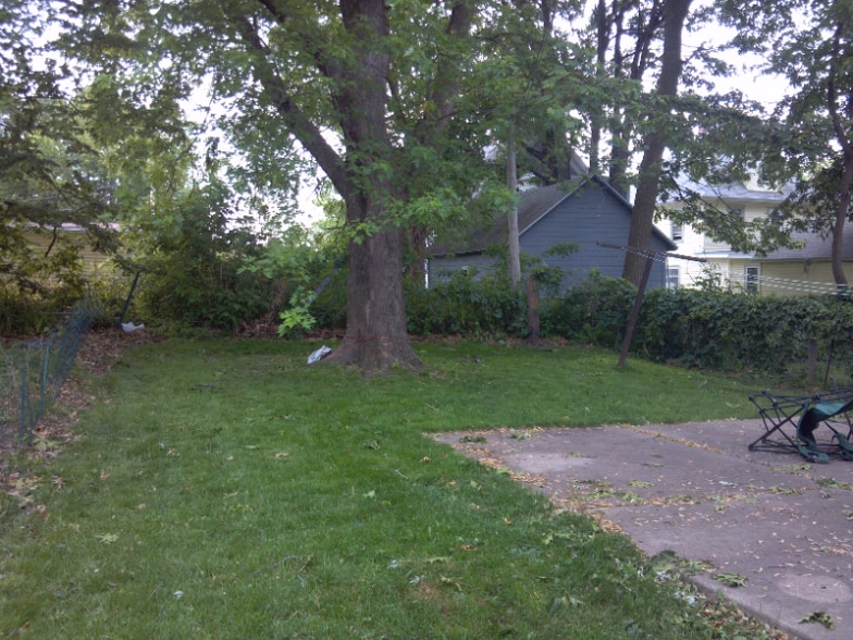 Building Photo - 2087 Winnebago St