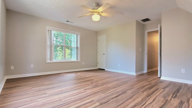 Building Photo - 25 Cherrystone Walk