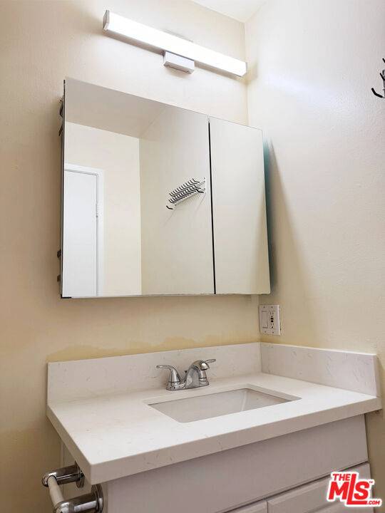 Building Photo - 103 N Chester Ave