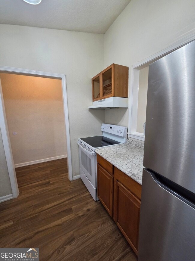 Building Photo - 403 S Ashley St