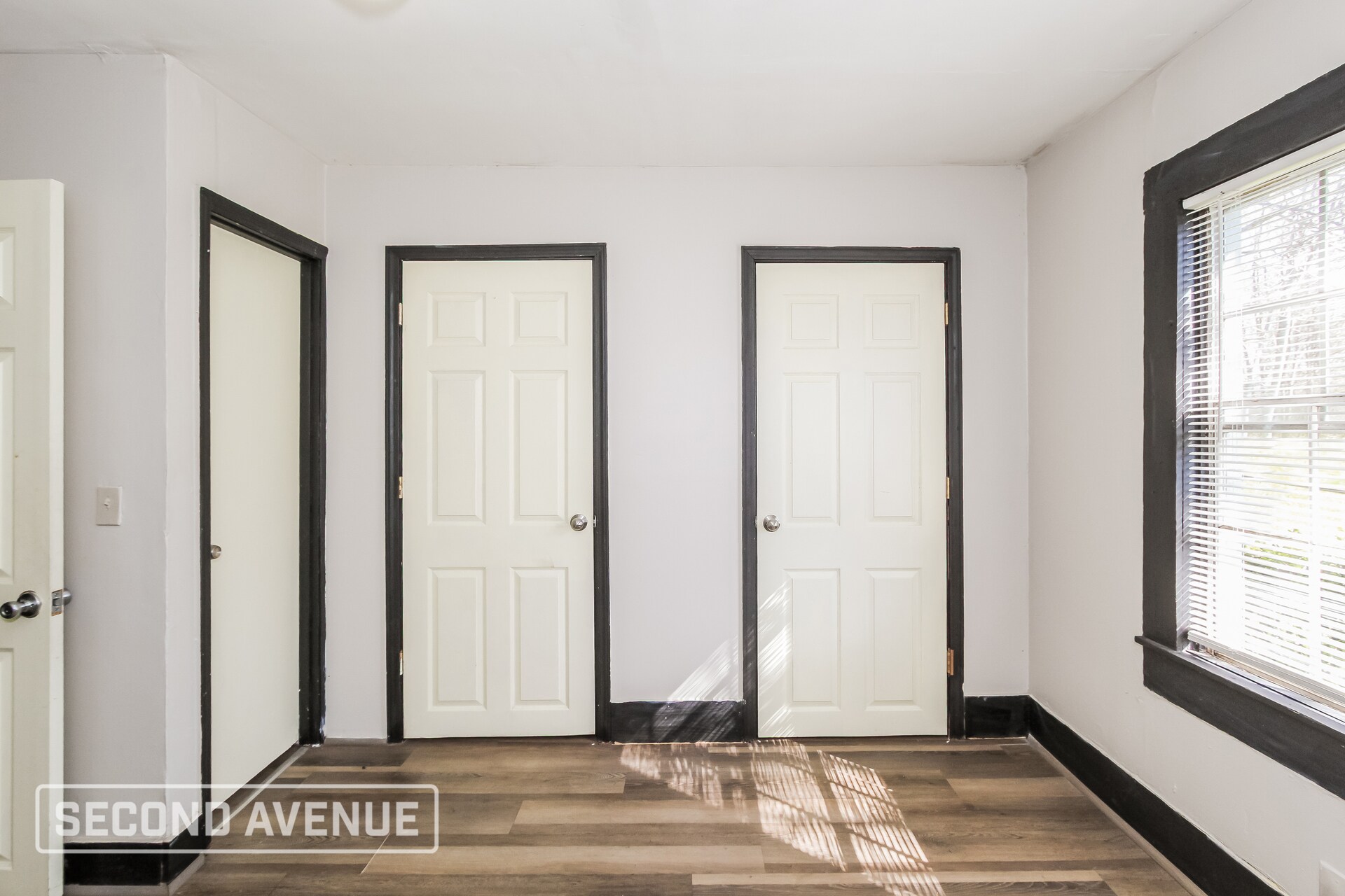 Building Photo - 412 Irving St