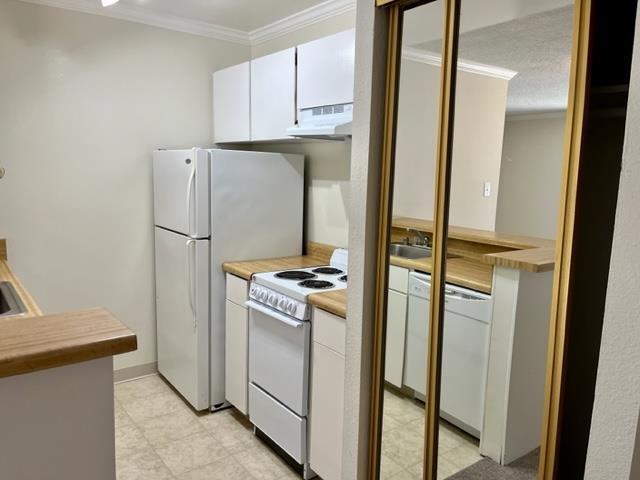 Building Photo - 243 Boardwalk Ave