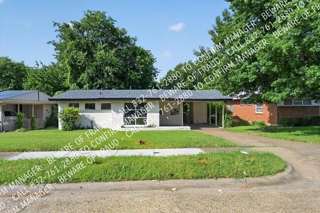 Building Photo - 1214 Adelaide Dr
