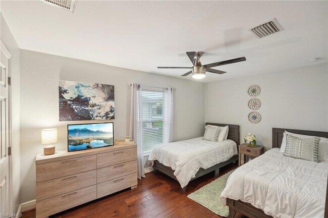 Building Photo - 3717 Agualinda Blvd