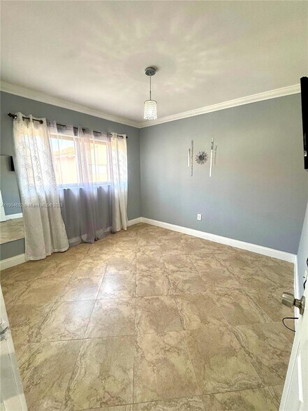 Building Photo - 7870 W 29th Way