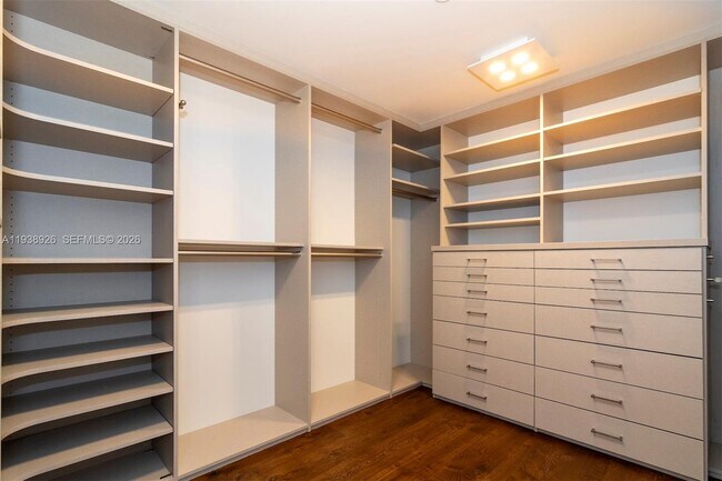 Building Photo - 1201 20th St