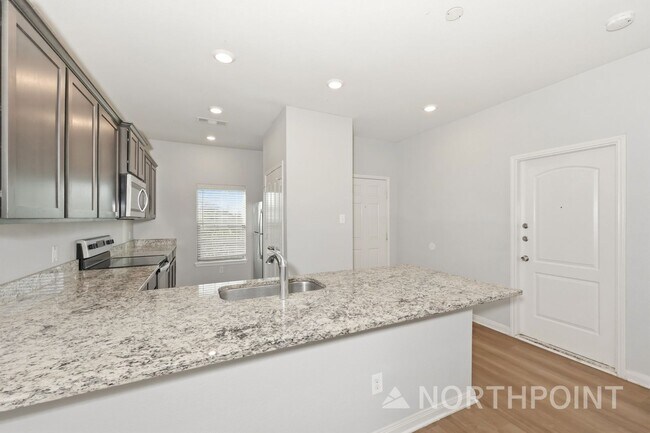 Building Photo - 5 BR/2.5BA | Updated Single Family Home | 2-Car Garage Parking | In Venus!